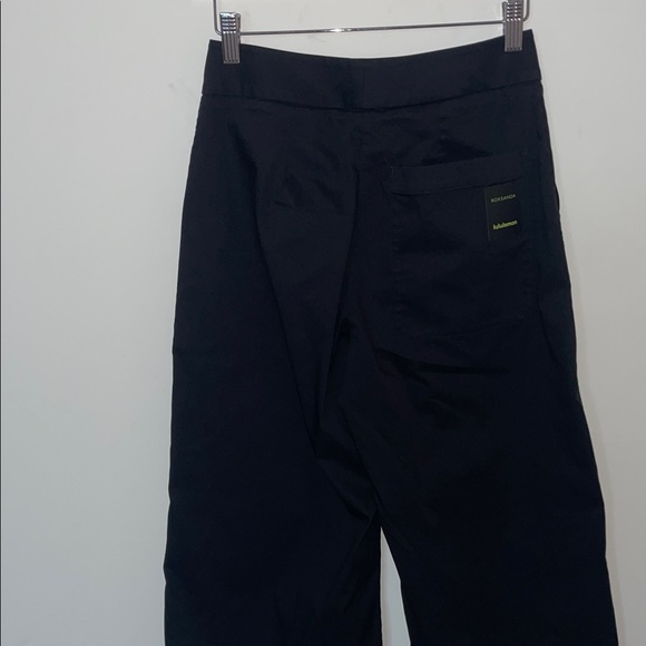 Lululemon Face Forward Trouser *lululemon x Roksanda
Black 4 - Picture 7 of 13